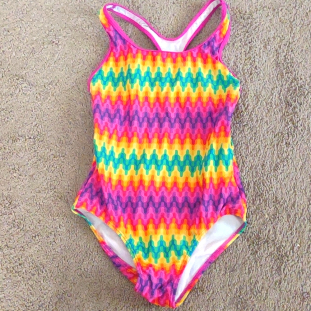 💜2/$10💜Girls swimsuit (bundle & save)
